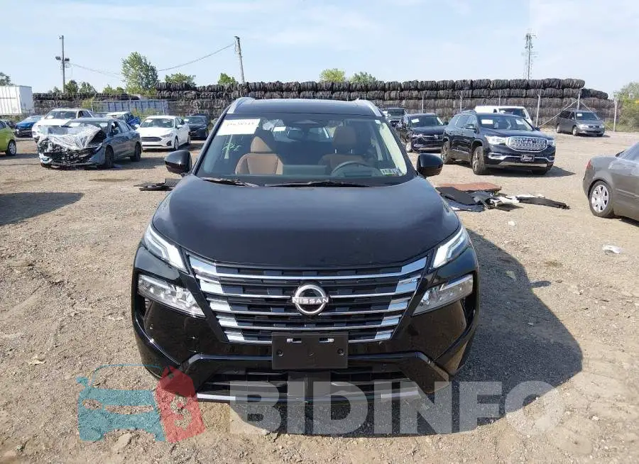 JN8BT3DD3SW472986 Photo# 13
