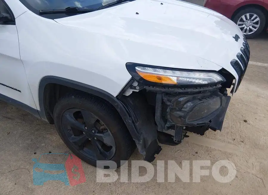 1C4PJLCB5JD580589 Photo# 18