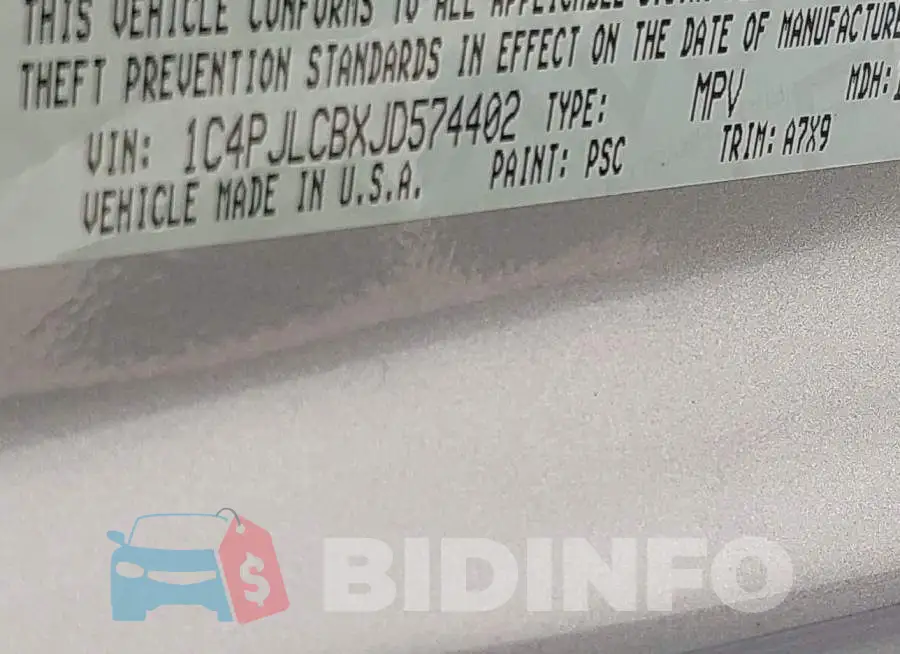 1C4PJLCBXJD574402 Photo# 9
