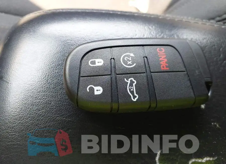 2C3CDXBG8GH167124 Photo# 11