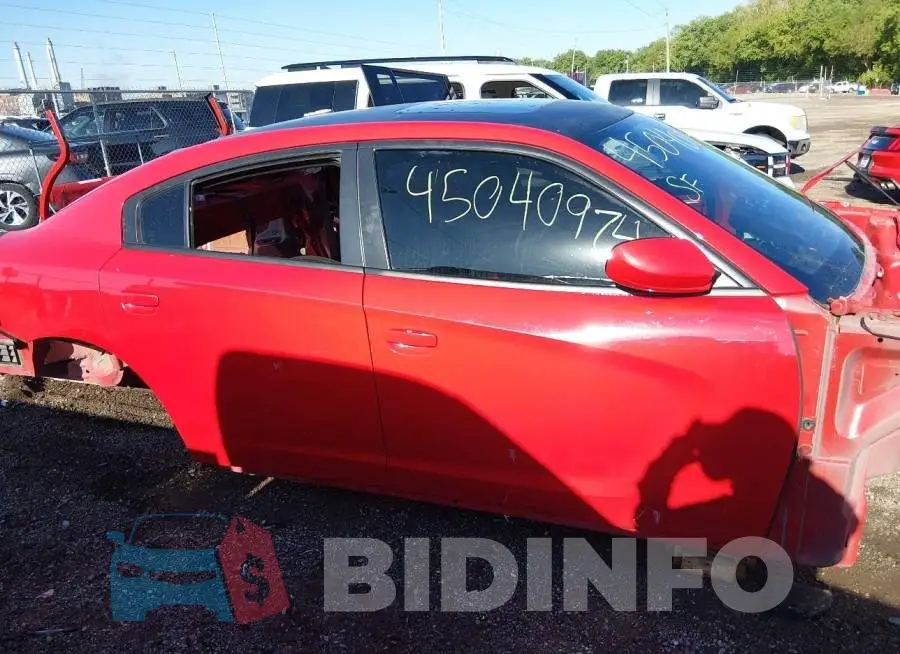 2C3CDXGJ3HH615534 Photo# 12