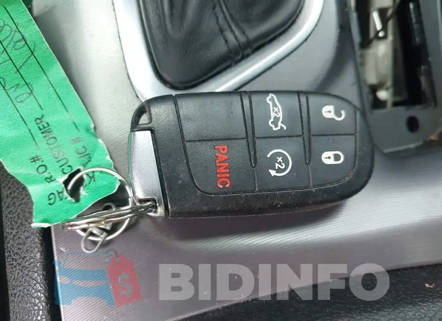 2C3CDXGJ4KH718193 Photo# 11