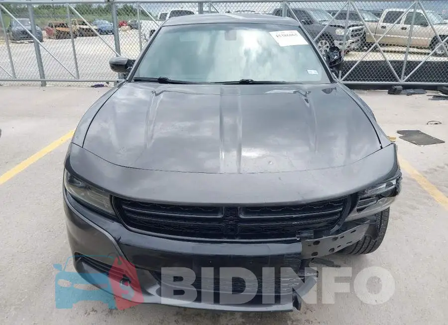 2C3CDXJG3PH636735 Photo# 12