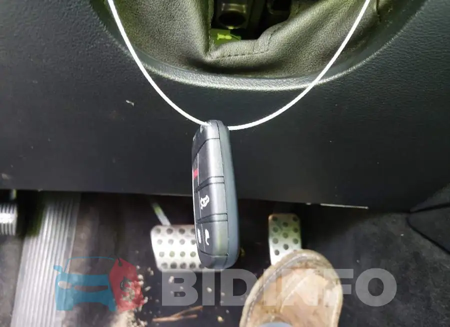 2C3CDXL91JH232001 Photo# 11