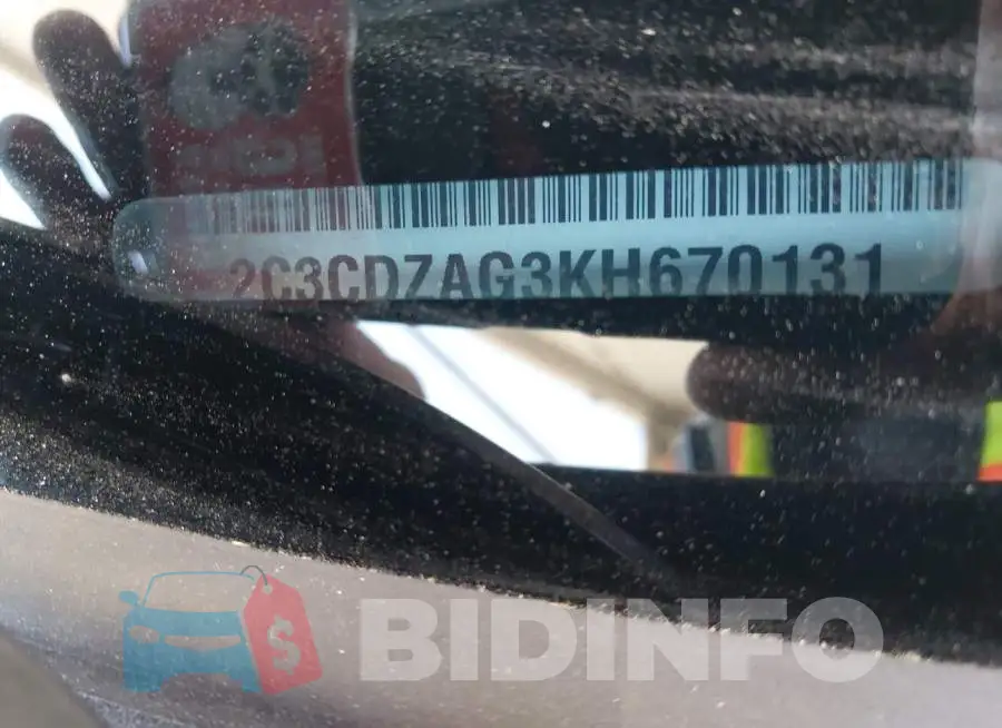2C3CDZAG3KH670131 Photo# 9