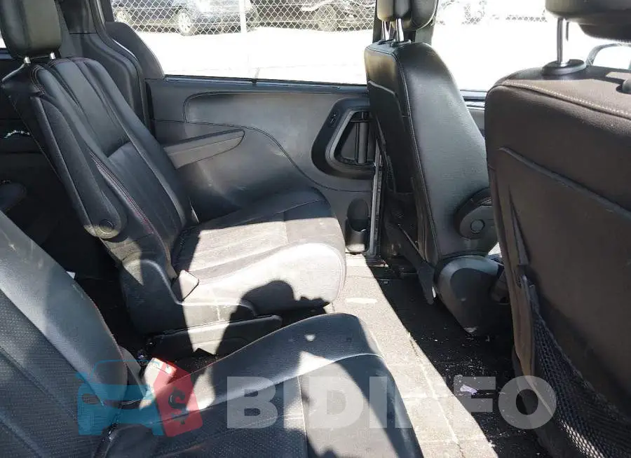 2C4RDGEG1JR205568 Photo# 8