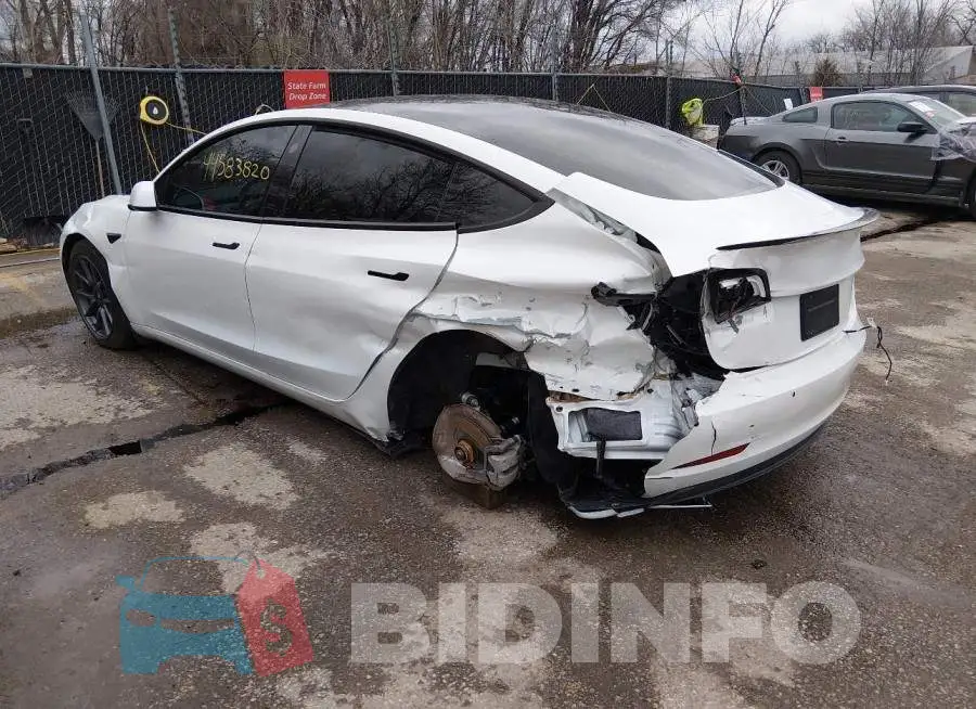 5YJ3E1EB2NF159142 Photo# 3