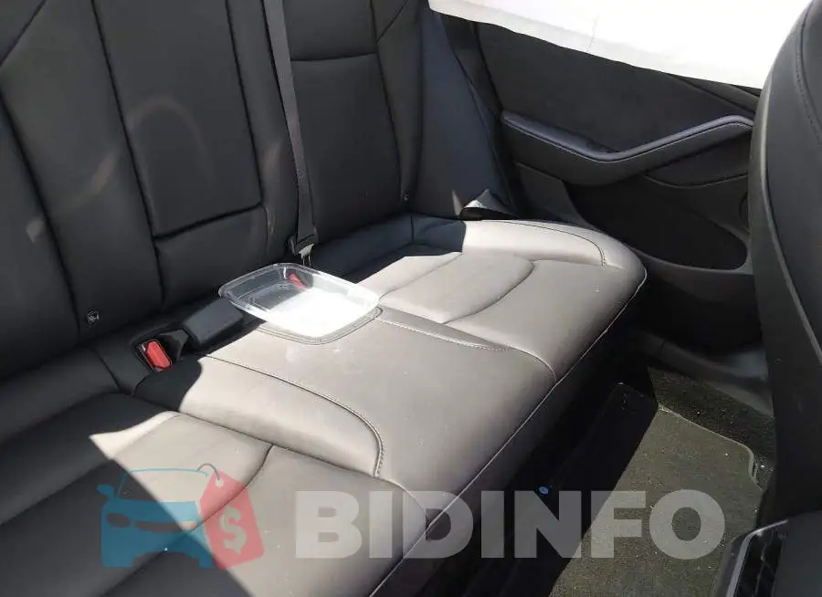 5YJ3E1EC6PF708918 Photo# 8