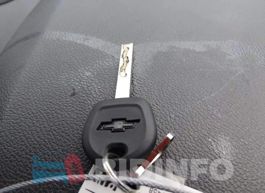 1GNLCDEC6KR201471 Photo# 11