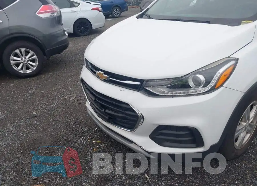 3GNCJLSB9HL227834 Photo# 6