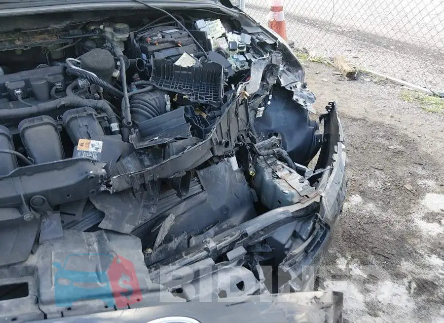 1FADP3E25GL273426 Photo# 6