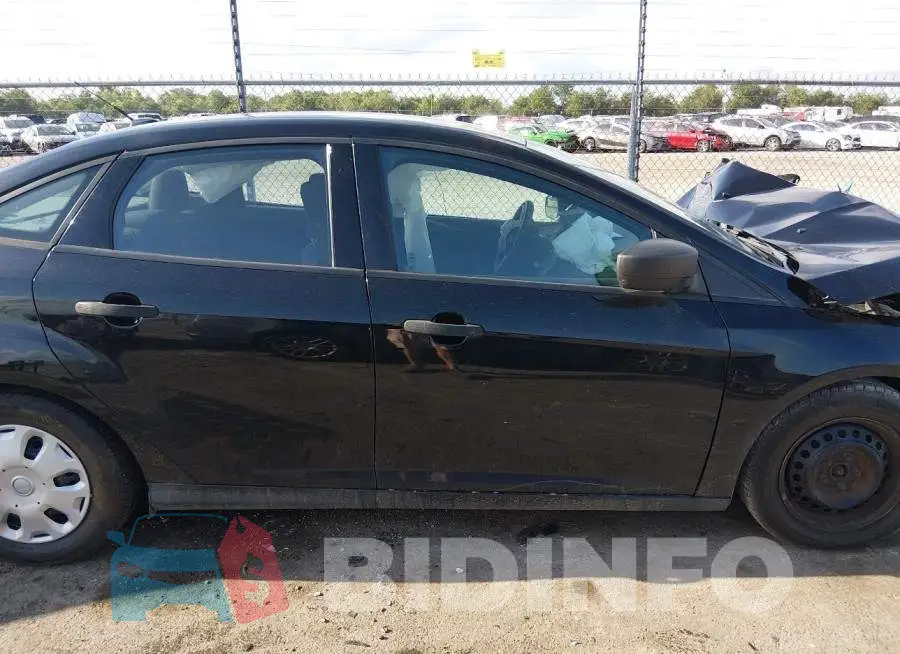 1FADP3E25GL273426 Photo# 12