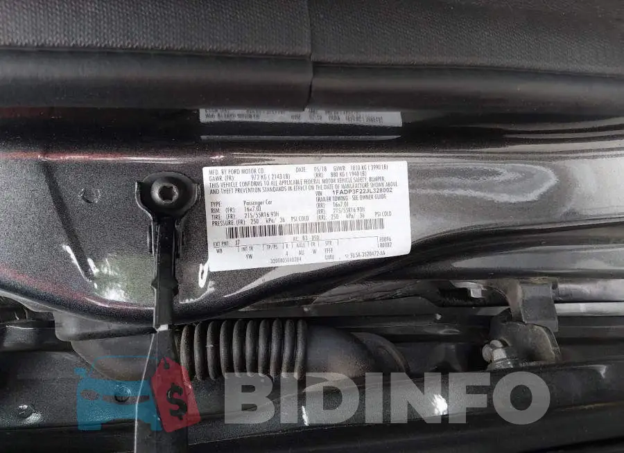 1FADP3F22JL328002 Photo# 9