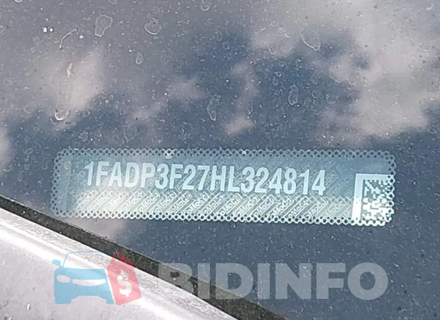 1FADP3F27HL324814 Photo# 9