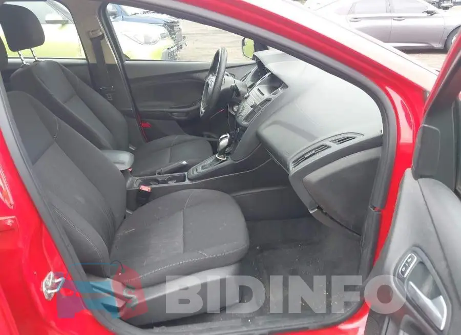 1FADP3F2XGL203774 Photo# 5