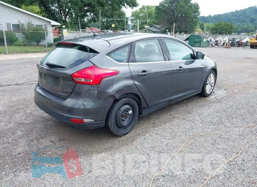 1FADP3N29JL306404 Photo# 4