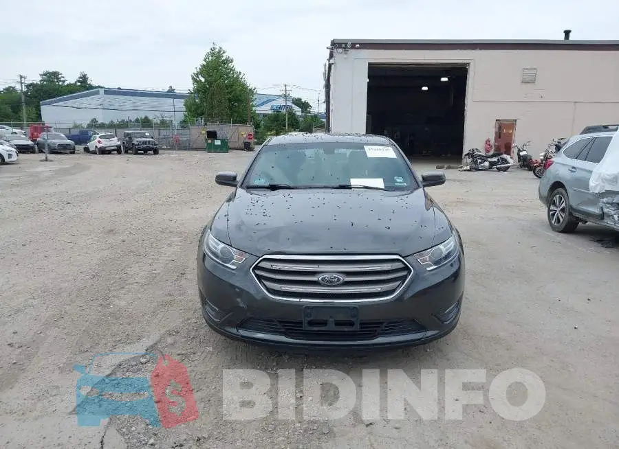 1FAHP2H85JG136773 Photo# 11