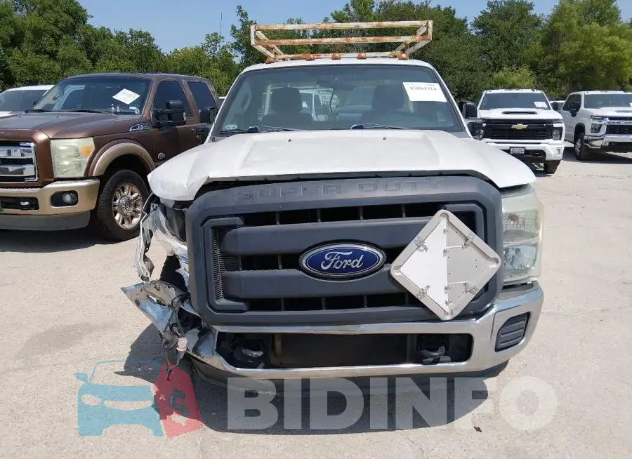 1FDRF3G68GEA81548 Photo# 12