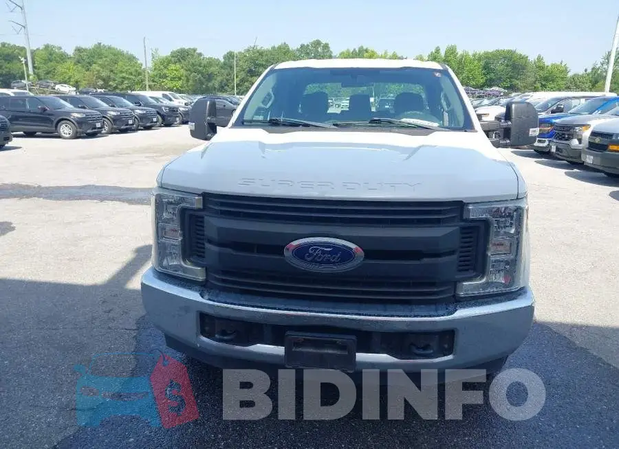 1FT7X2A65JEC22143 Photo# 13