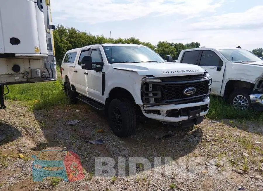 1FT8W2BA3PEE18780 Photo# 1
