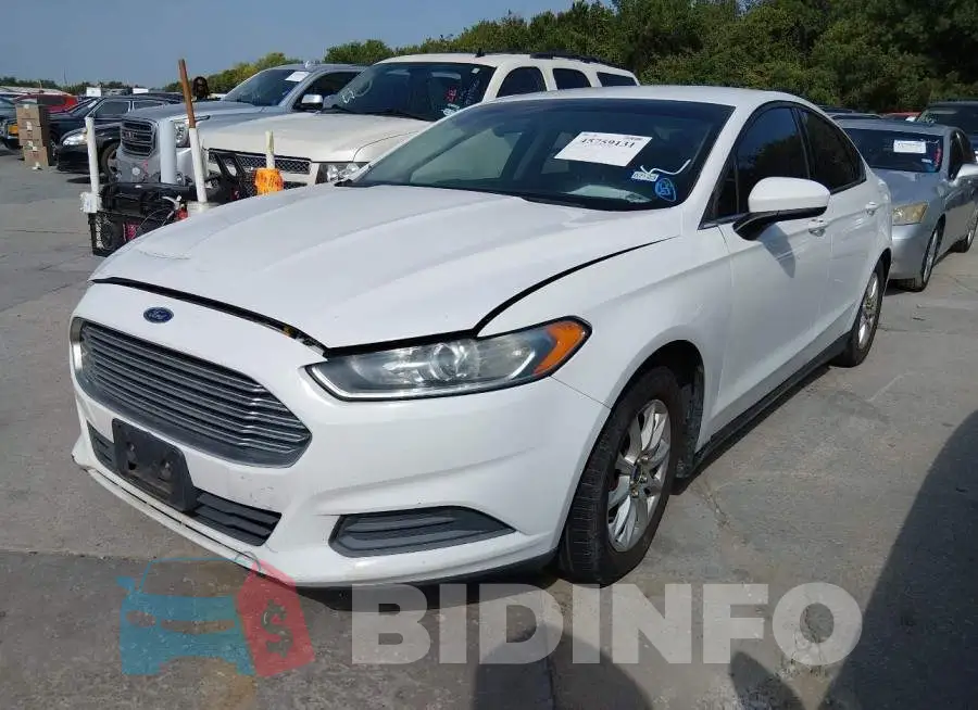3FA6P0G73GR382047 Photo# 2