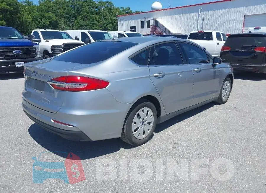 3FA6P0G78LR201423 Photo# 4
