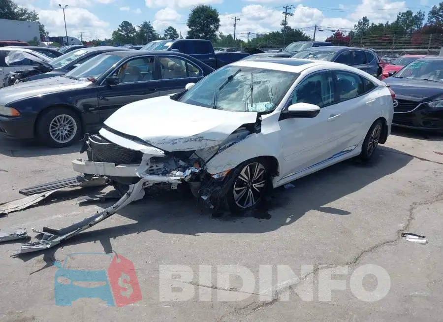 19XFC1F72HE028705 Photo# 2