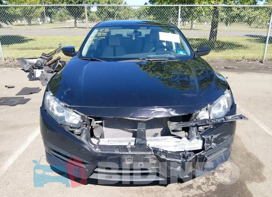 19XFC2F55JE209226 Photo# 6