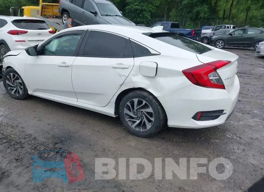19XFC2F75HE228449 Photo# 3