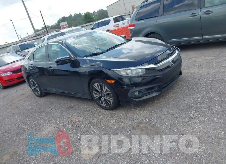 2HGFC1F3XHH640184 Photo# 1