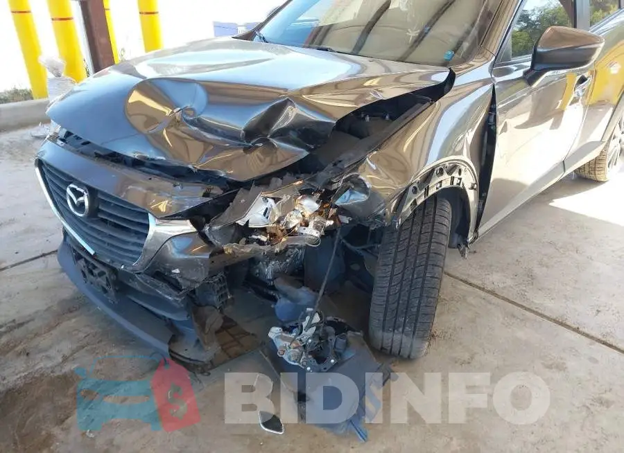 JM1DKFC77J0303978 Photo# 6