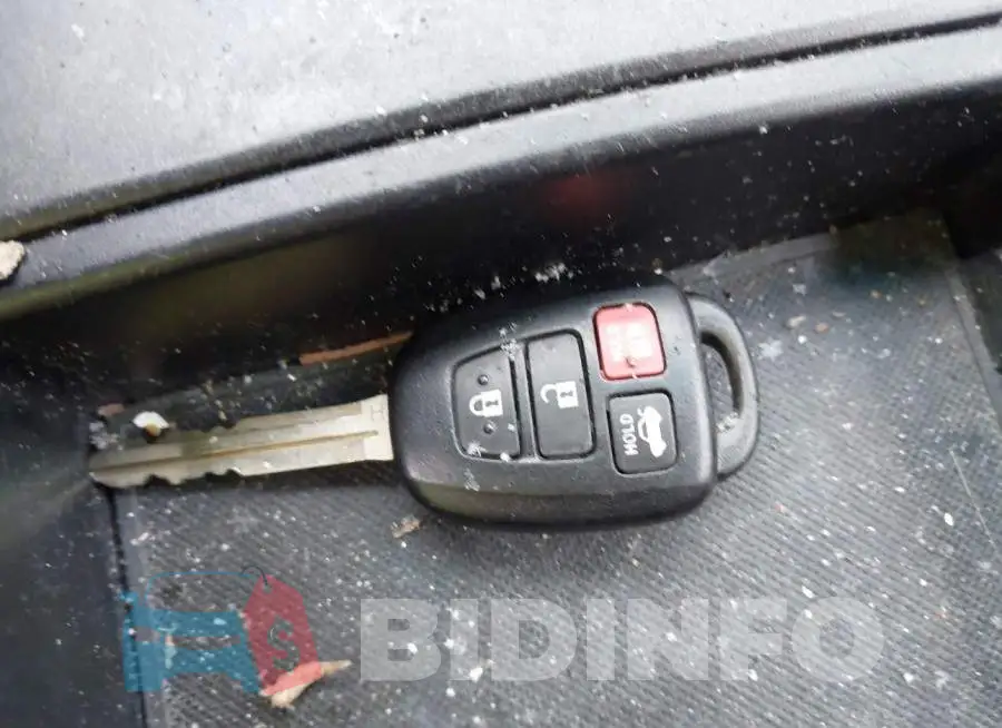 4T1BF1FK3GU201914 Photo# 11