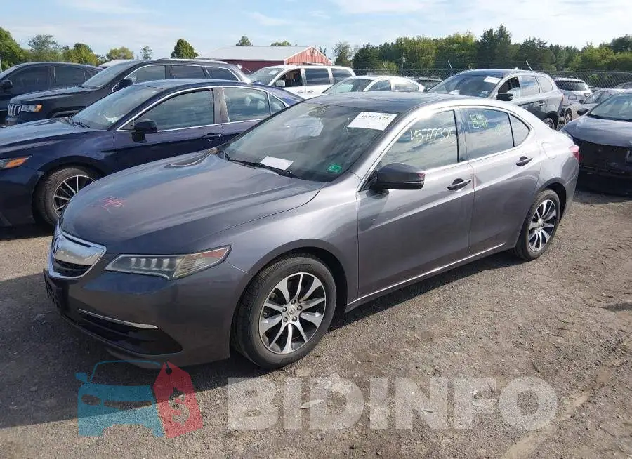 19UUB1F57HA007376 Photo# 2