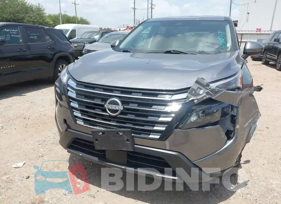 5N1BT3BA4RC701087 Photo# 12