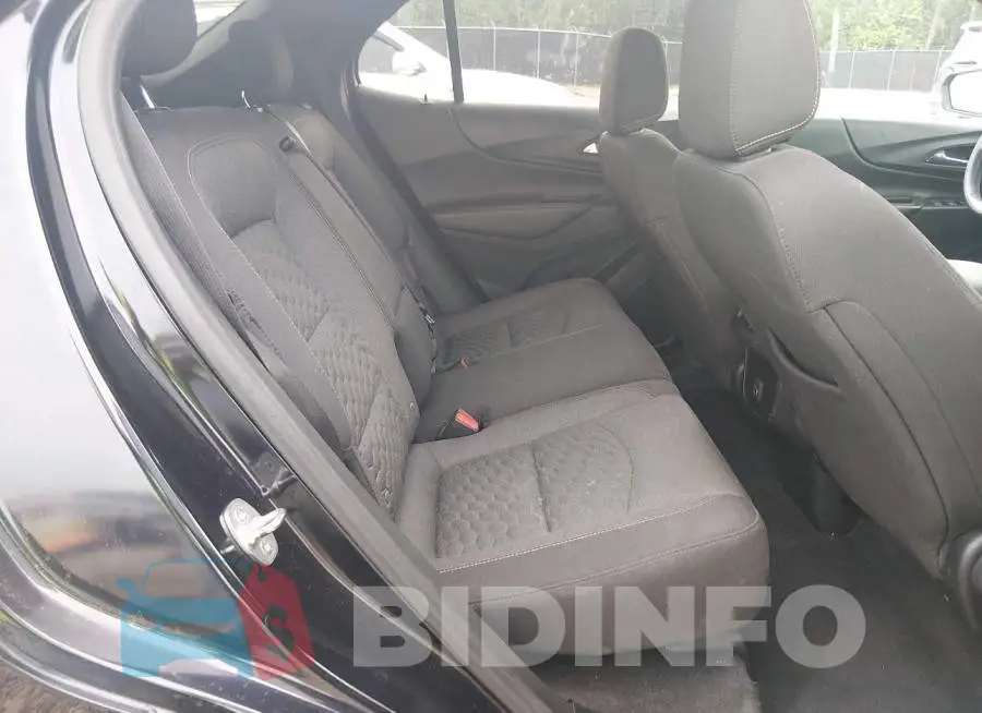 2GNAXTEV3L6140889 Photo# 8