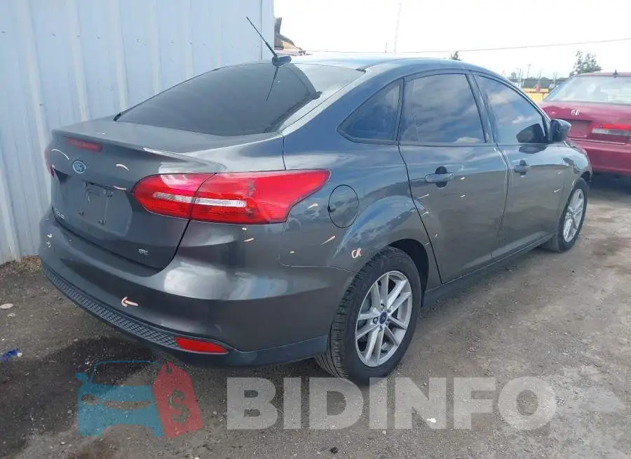 1FADP3F24JL278400 Photo# 4