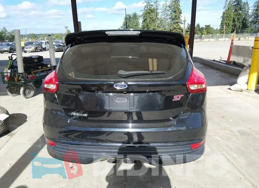 1FADP3L96GL227586 Photo# 17
