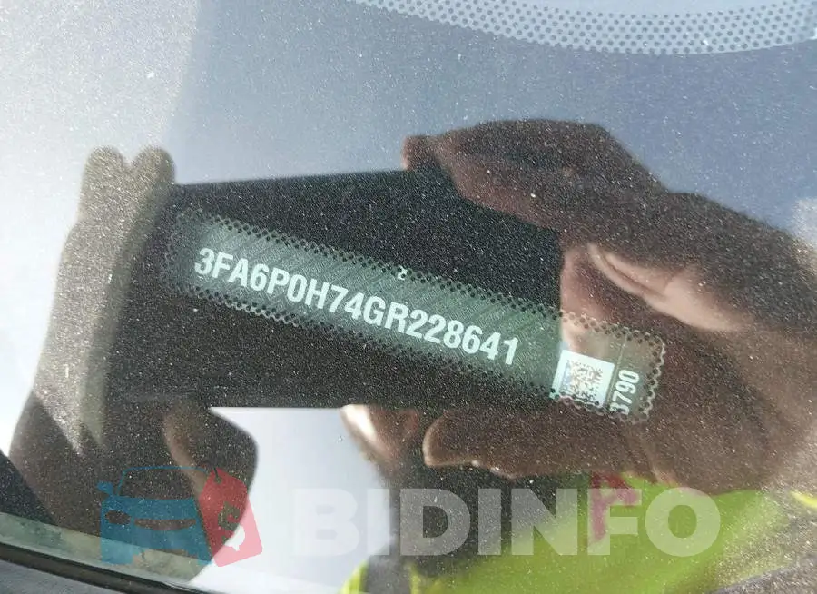 3FA6P0H74GR228641 Photo# 12