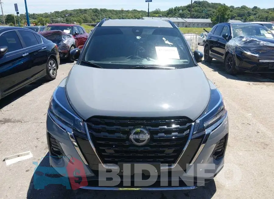 3N1CP5DV5RL576374 Photo# 12