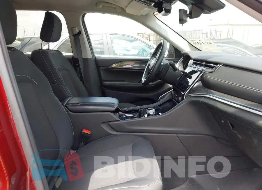 1C4RJKAG9M8170165 Photo# 5