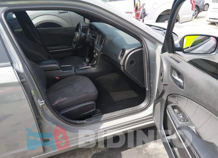 2C3CDXBG6KH717509 Photo# 5