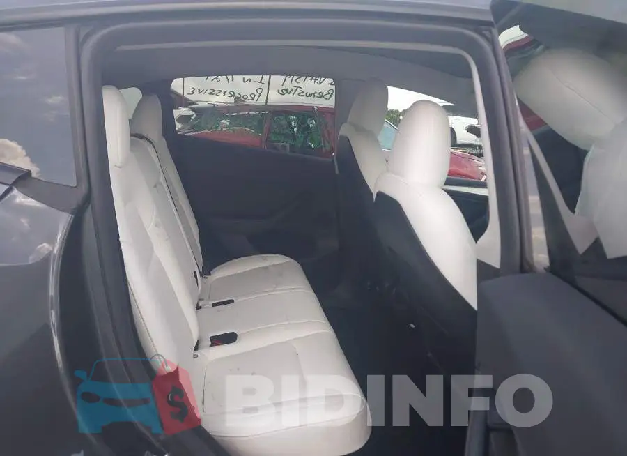 7SAYGDEF9PF840523 Photo# 8