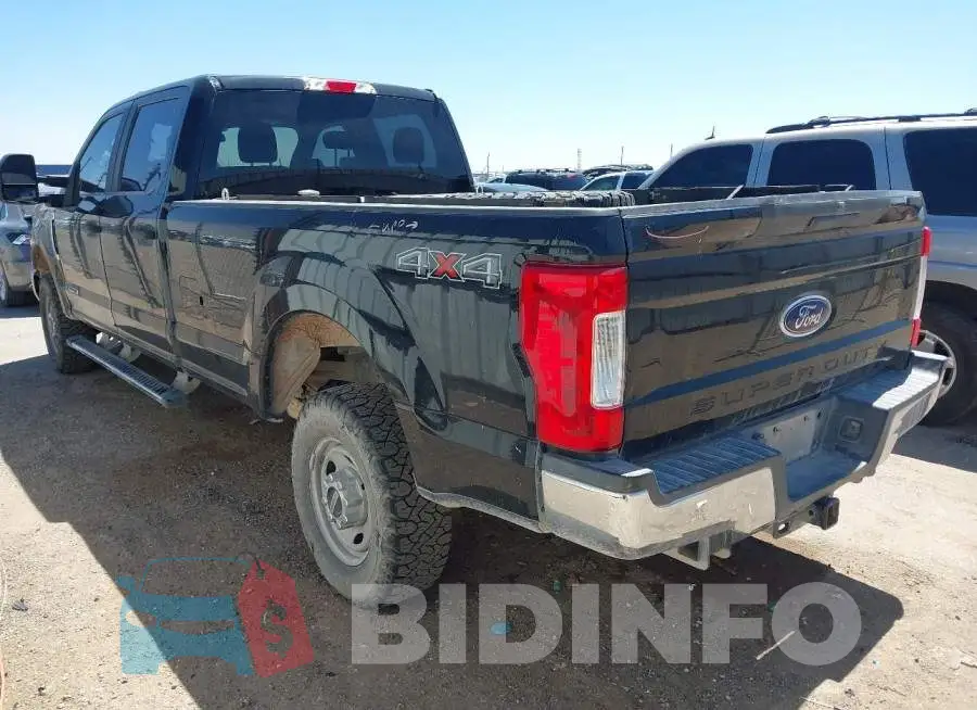 1FT7W2BT9JEB35255 Photo# 3