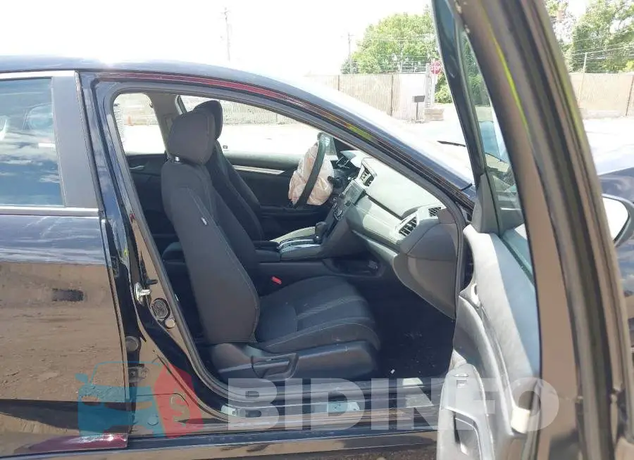 19XFC2F56HE010938 Photo# 5