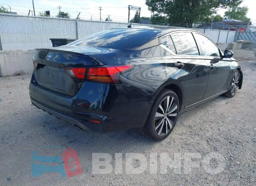 1N4BL4CV9NN315085 Photo# 4