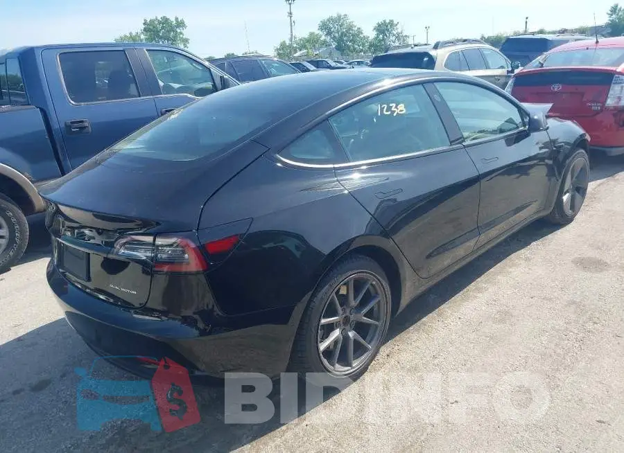 5YJ3E1EB4NF192689 Photo# 4
