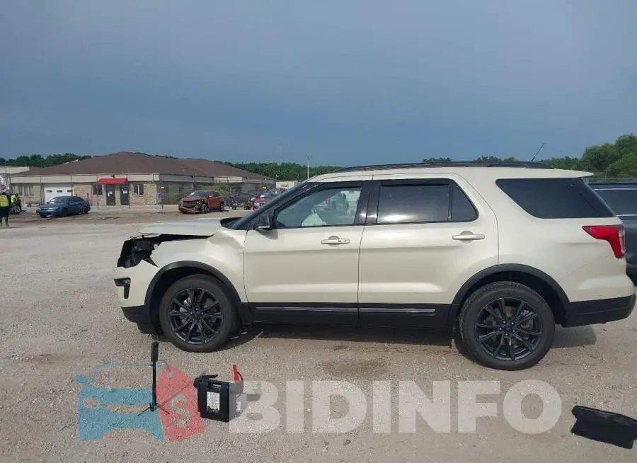 1FM5K8D8XJGB85998 Photo# 14