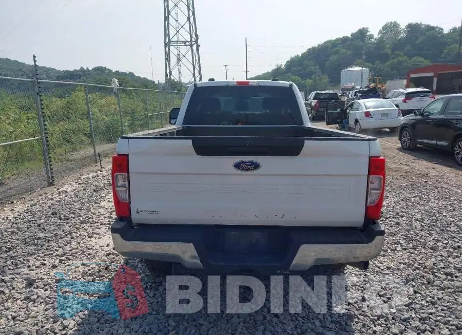 1FT7X2B68NEE78975 Photo# 16
