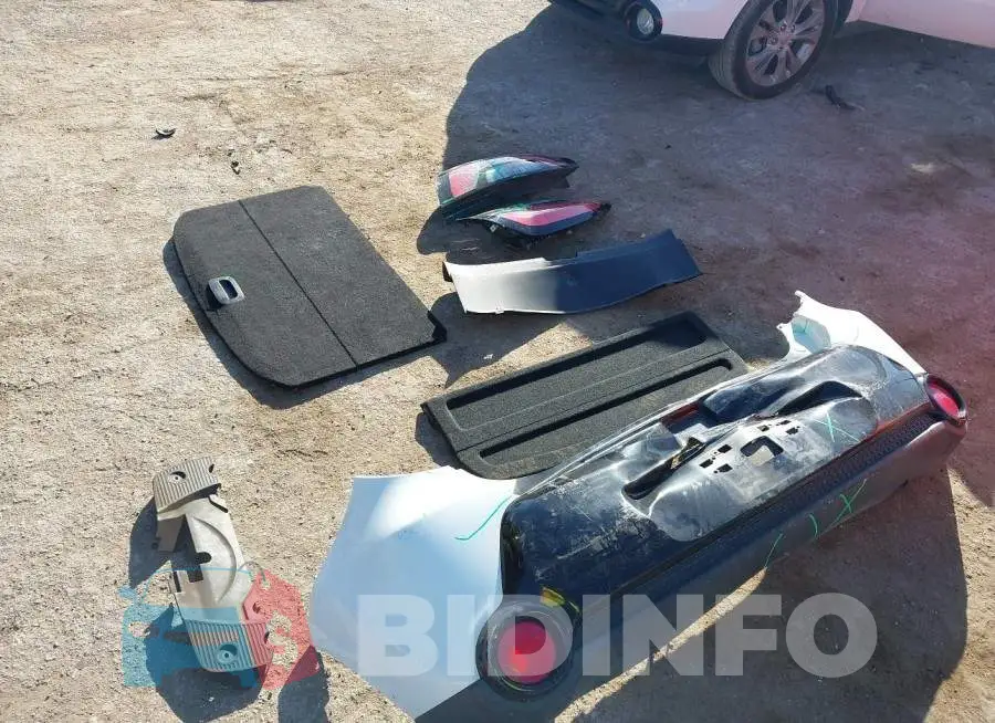 KNDJP3A53G7306994 Photo# 12