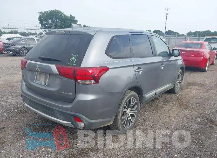 JA4AD2A31JZ052435 Photo# 4